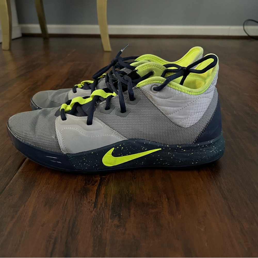 Nike PG3